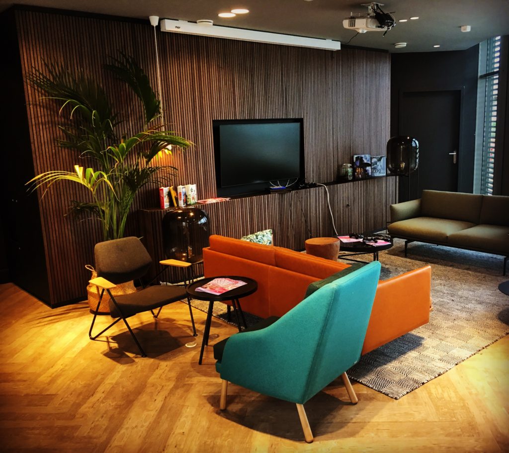 ESPACE COWORKING – NEXTDOOR